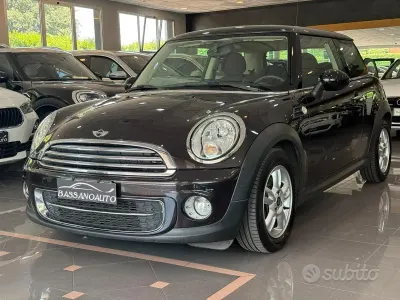 Usata Mini Cooper Coupé 111 CV (81 kW) 2013 Nero Coupé