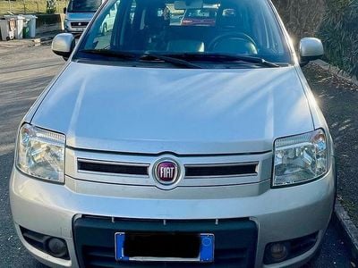 Usata Fiat Panda 4x4 Climbing 75 CV (55 kW) 2013 Grigio Utilitaria