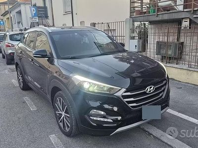 Usata Hyundai Tucson GO! 141 CV (103 kW) 2018 Nero SUV
