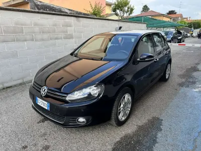 Usata VW Golf VI Highline 105 CV (77 kW) 2011 Nero Utilitaria