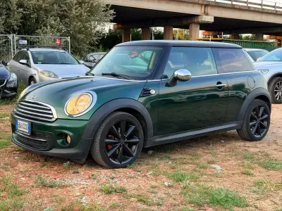 Usata Mini Cooper 122 CV (89 kW) 2011 Verde Utilitaria