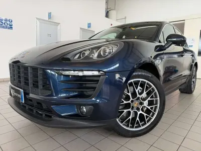 Usata Porsche Macan Sport 250 CV (183 kW) 2016 Blu SUV