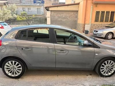 Usata Fiat Bravo 105 CV (77 kW) 2010 Grigio Utilitaria