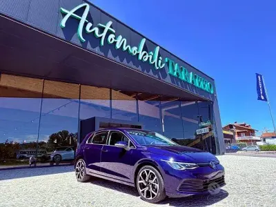 Usata VW Golf VIII 110 CV (80 kW) 2023 Bluazzurro Berlina