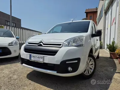Usata Citroën Berlingo 35 kW (48 CV) 2017 Bianco Monovolume