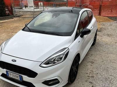Usata Ford Fiesta ST-Line 86 CV (63 kW) 2018 Bianco Utilitaria
