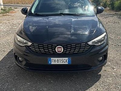 Usata Fiat Tipo 95 CV (69 kW) 2017 Blu Station wagon