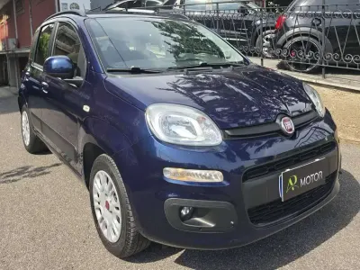Usata Fiat Panda Lounge 69 CV (50 kW) 2020 Blu/azzurro Utilitaria