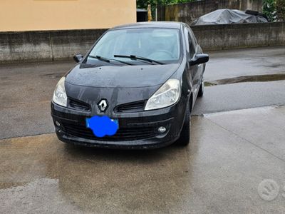 usata Renault Clio 1.1i cat 5 porte RL