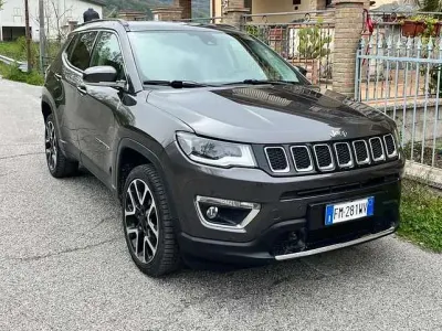 Usata Jeep Compass Limited 140 CV (102 kW) 2018 SUV