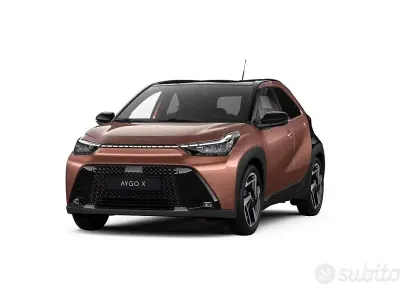 Nuova Toyota Aygo X 92 CV (67 kW) 2026 Blu SUV
