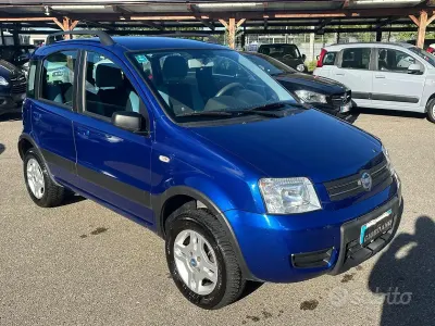 Gebraucht Fiat Panda 4x4 Climbing 75 PS (55 kW) 2006 Blau Kleinwagen