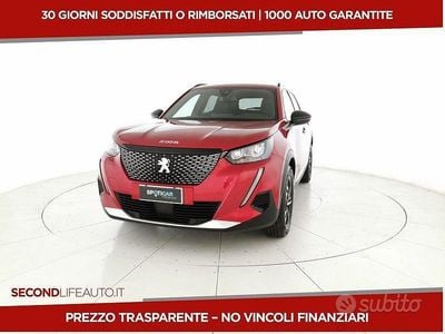 Usata Peugeot 2008 Allure 131 CV (96 kW) 2023 Rosso SUV