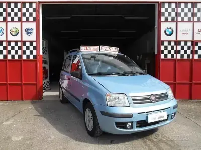 Usata Fiat Panda Dynamic 60 CV (44 kW) 2009 Blu/azzurro Utilitaria