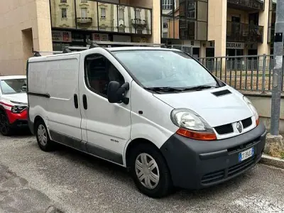 Usata Renault Trafic 143 CV (105 kW) 2005 Monovolume