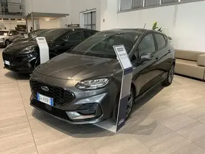 Usata Ford Fiesta ST-Line 125 CV (91 kW) 2022 Magnetic grey Utilitaria