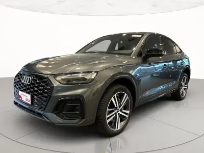 Usata Audi Q5 Sportback S-Line 204 CV (150 kW) 2024 Grigio daytona perlato SUV
