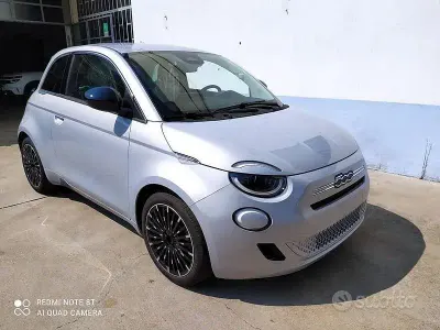 Nuova Fiat 500 Icon 2026 Bluazzurro Berlina