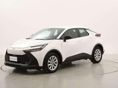Usata Toyota C-HR Active 140 CV (102 kW) 2024 Bianco SUV