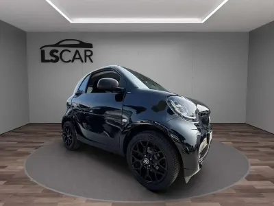 Usata Smart ForTwo Cabrio Passion 89 CV (65 kW) 2019 Viola Cabrio