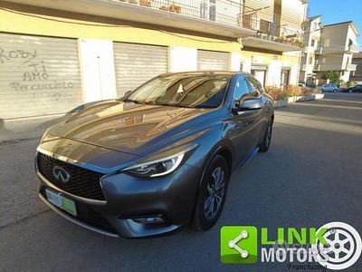 Usata Infiniti Q30 Premium 109 CV (80 kW) 2016 Grigio Utilitaria