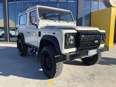 Usata Land Rover Defender 122 CV (89 kW) 2007 Bianco Station wagon