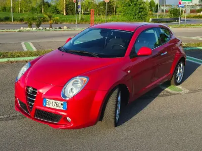 Usata Alfa Romeo GT Junior 79 CV (58 kW) 2010 Rosso Berlina