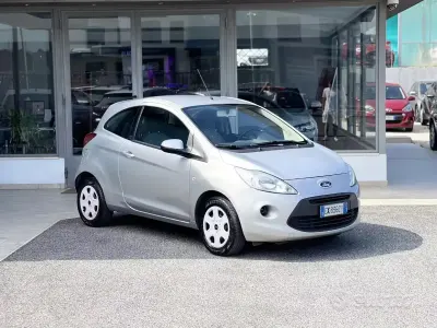 Usata Ford Ka Titanium 69 CV (50 kW) 2014 Grigio SUV