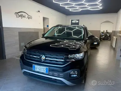 Usata VW T-Cross Style 110 CV (80 kW) 2022 Grigio SUV