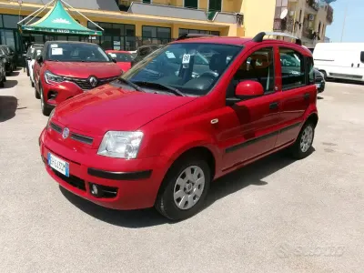 Usata Fiat Panda Dynamic 69 CV (50 kW) 2011 Rosso Utilitaria