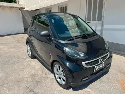Usata Smart ForTwo Cabrio Passion 45 CV (33 kW) 2009 Nero Cabrio