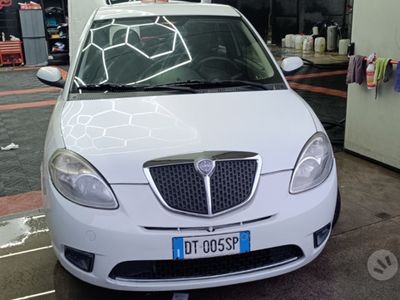 usata Lancia Ypsilon 1.2 8v