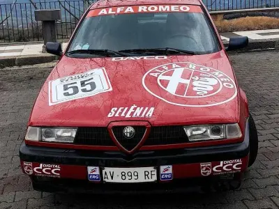Usata Alfa Romeo 155 Super 141 CV (103 kW) 1992 Berlina