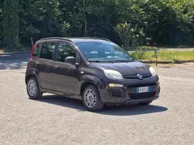 Usata Fiat Panda Lounge 69 CV (50 kW) 2013 Marrone Utilitaria