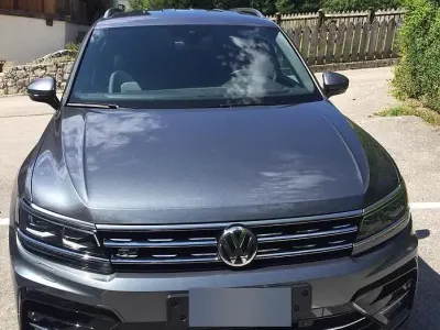Usata VW Tiguan Allspace R-line 193 CV (141 kW) 2019 Grigio SUV