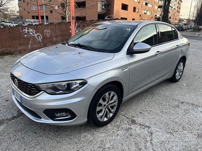 Usata Fiat Tipo Lounge 95 CV (69 kW) 2017 Grigio Berlina
