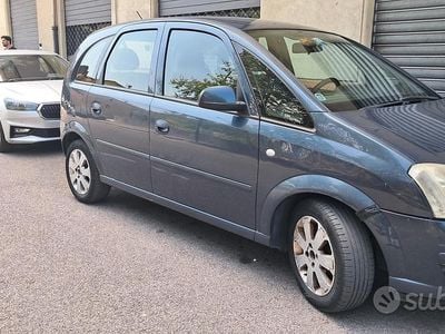 Usata Opel Meriva 75 CV (55 kW) 2007 Blu Monovolume