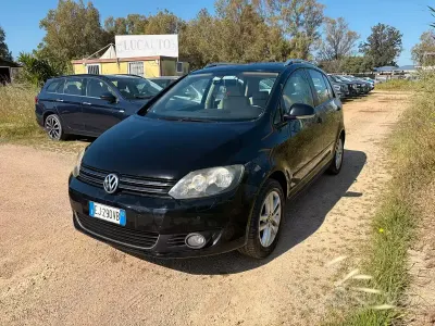 Begagnad VW Golf VI 122 HK (89 kW) 2011 Svart Halvkombi