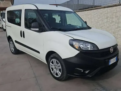 Usata Fiat Doblò 95 CV (69 kW) 2018 Bianco Monovolume