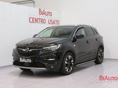 Käytetty Opel Grandland X Innovation 131 HP (96 kW) 2019 Musta Katumaasturi