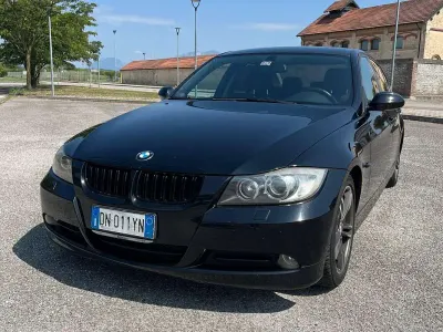 Usata BMW 320 177 CV (130 kW) 2008 Nero Berlina