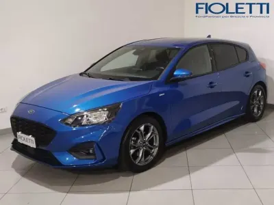 Usata Ford Focus ST-Line X 155 CV (114 kW) 2021 Blu/azzurro Berlina