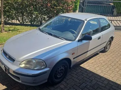 Usata Honda Civic 102 CV (75 kW) 1997 Coupé