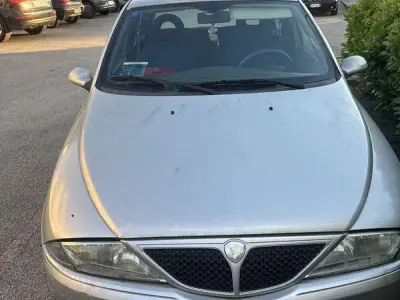 Usata Lancia Ypsilon 60 CV (44 kW) 2003 Utilitaria