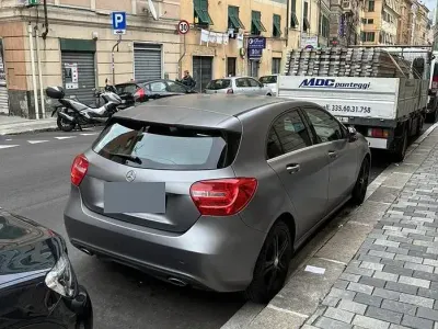 Usata Mercedes 180 109 CV (80 kW) 2014 Grigio Berlina