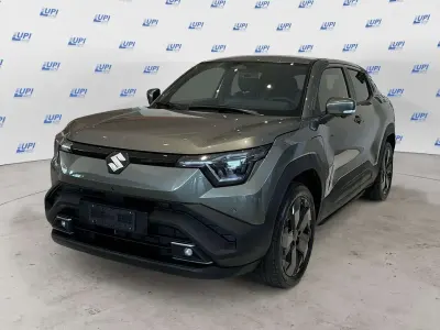 Nuova Suzuki e-Vitara 127 kW (174 CV) 2026 Grigio SUV