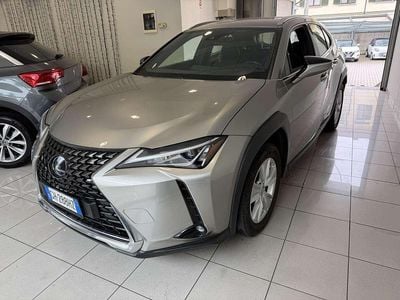 Lexus UX 250h