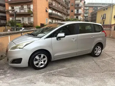 Usata Peugeot 5008