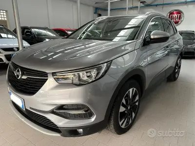Usata Opel Grandland X Ultimate 131 CV (96 kW) 2019 Grigio SUV