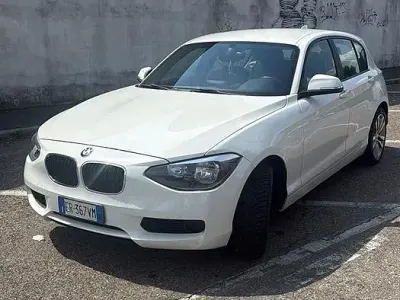 Usata BMW 116 Efficient Dynamics 116 CV (85 kW) 2013 Bianco Utilitaria